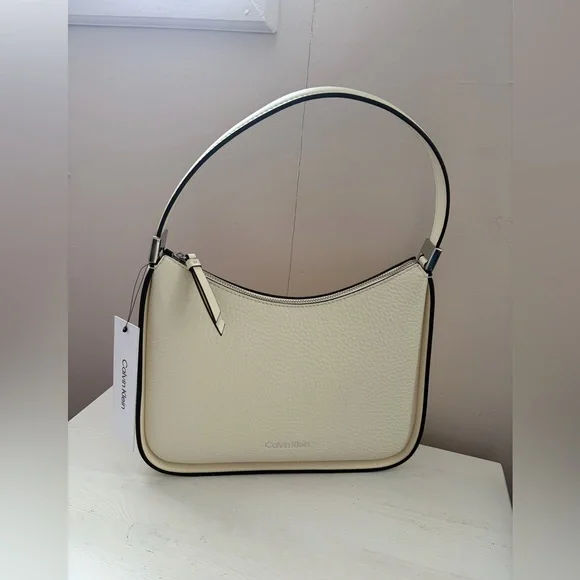 Calvin Klein Off-White Shoulder Bag - Picture 3 of 7